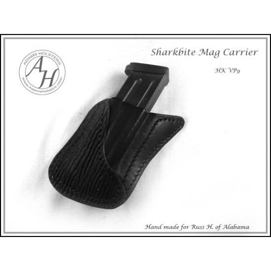 SHARKBITE™ Pocket Mag Carrier